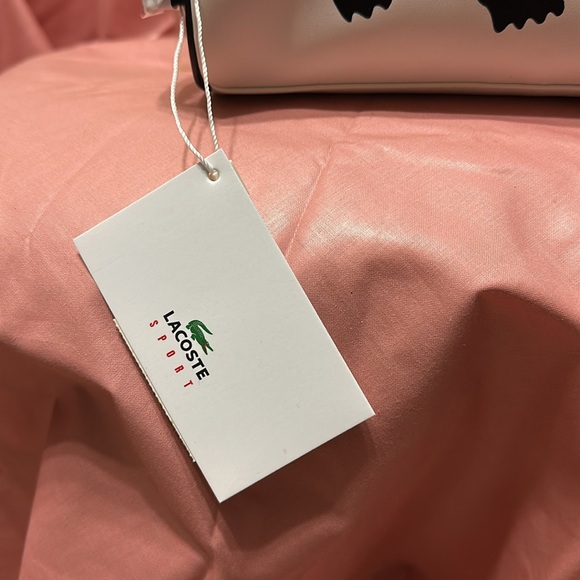 Brand new authentic w tags L a c o s t e toiletries bag white⚫️⚪️ - Picture 7 of 7